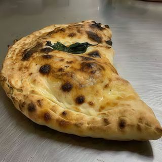 Calzone ai formaggi