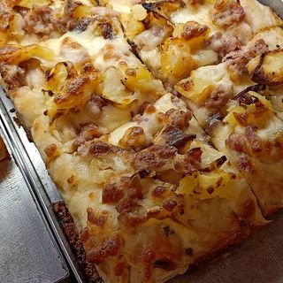 Salsiccia e Patate Trancio