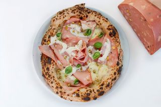 Burrata e mortadella