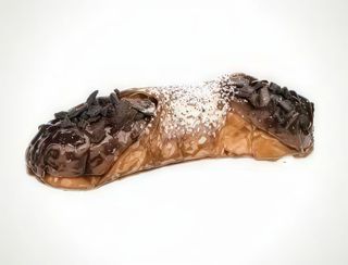 Cannolo con cioccolato