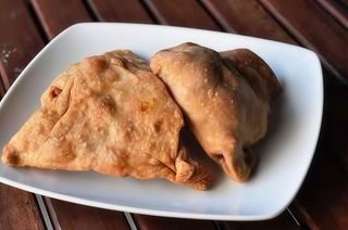 Samosa vegetariani 2 pezzi