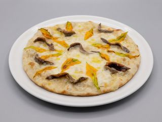 Fiori di zucca e alici