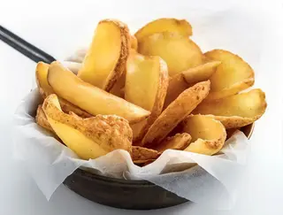 Patatine fritte con buccia
