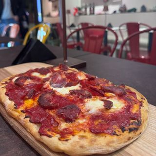 Pinsa la Calabrese