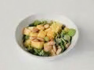 Valeriana, ananas e mandorle