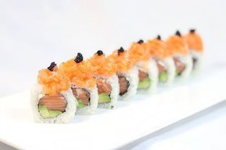 Spicy salmone roll