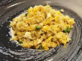 Riso saltato con pollo al curry