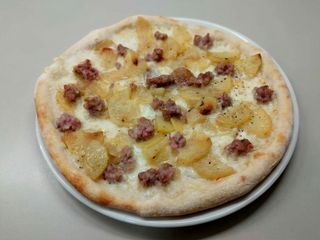 Patate e salsiccia