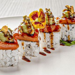 114.- Tataki salmon roll