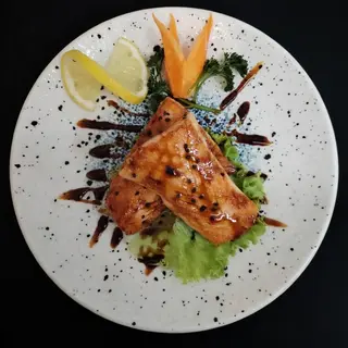SALMONE PIASTRA