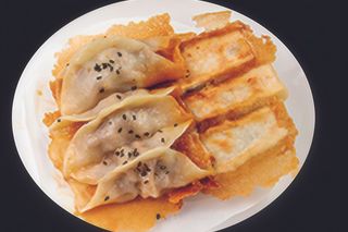 Ravioli di maiale alla piastra 6 pezzi