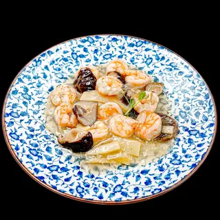 GAMBERI CON BAMBÙ E FUNGHI