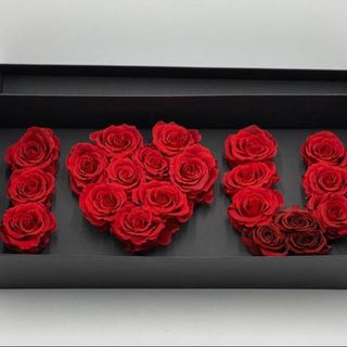 Box con scritta i love you con rose rosse 