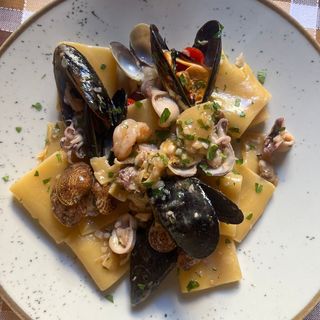 Paccheri ai frutti di mare