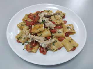 Paccheri con rana pescatrice
