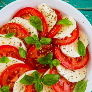 Caprese con mozzarella di bufala
