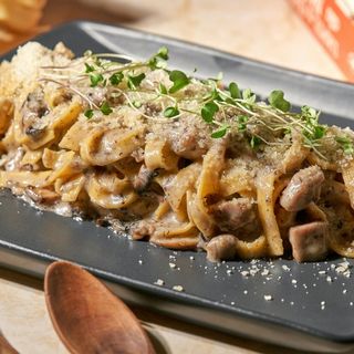 TAGLIATELLE AI FUNGHI PORCINI
