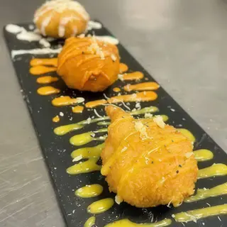 Tris di frittatine di pasta