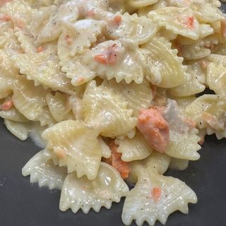 Farfallette al salmone