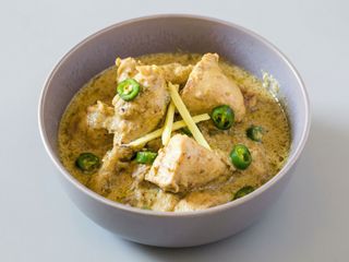 White chicken karahi
