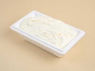 Vaschetta piccola di panna montata