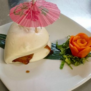 39S Guao Bao con maiale in salsa BBQ