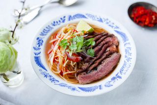 Ramen con carne al sugo piccante
