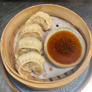 Ravioli al vapore carne 4 pezzi