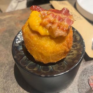 Arancino con zucca e speck