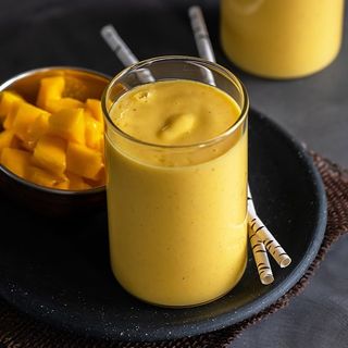 Mango lassi