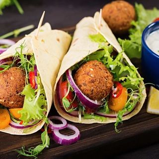 Piadina falafel