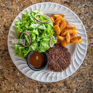 Piatto composto(Doppio hamburger+insalata verde+patatine fritte)