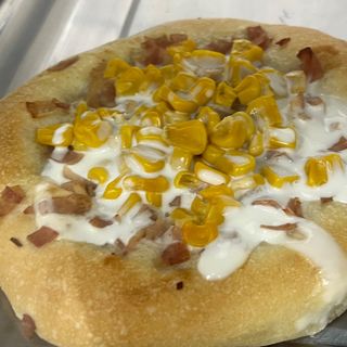 Pizza panna prociutto e Mais