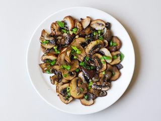 Garlic mashroom
