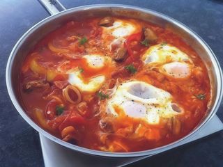 Piatto ojja ai frutti di mare