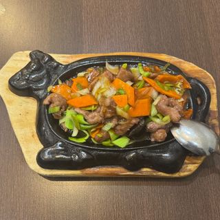 44-Vitello con porri alla piastra