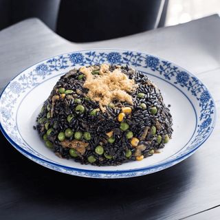 Riso nero saltato