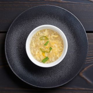 Zuppa di mais con pollo