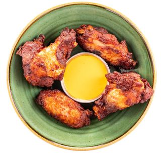 Alette di pollo alla salsa BBQ