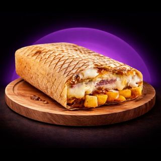 Taco di mortadella , uova e olive normale