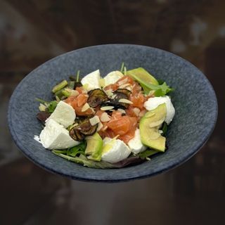 Insalata salmone