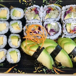 MENU` VEGETARIANA+EDAMAME+BIBITA A SCELTA