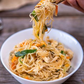SPAGHETTI DI RISO ALLE VERDURE