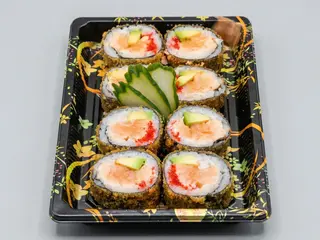 U7 FUTOVENUS FRITTO SALMONE TOBIKO