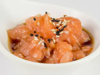 TARTAR SALMONE
