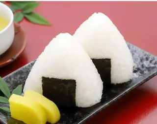 Onigiri Salmone