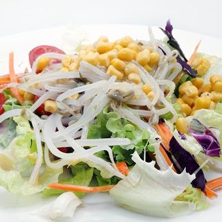 Mikkusu salad