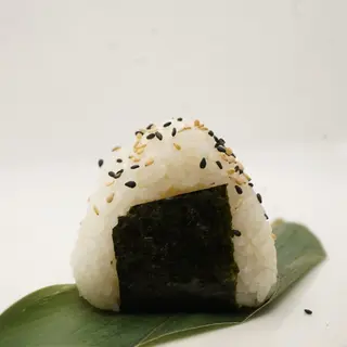 Onigiri salmone