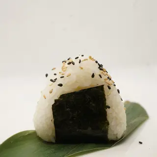 Onigiri avocado