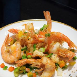 Gamberi saltati con sale e pepe